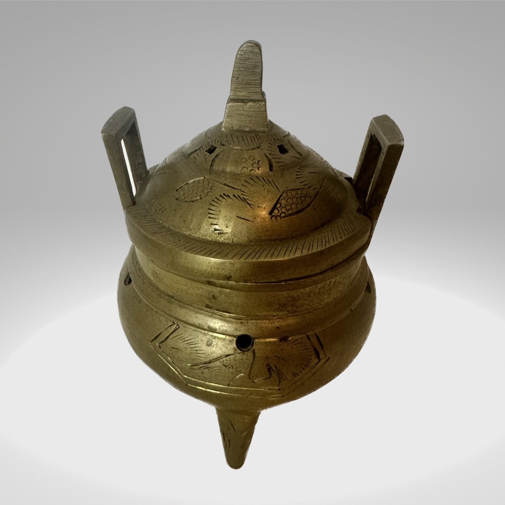 Antique 19C Chinese Brass Censer Solid Brass Incense Burner. - Picture 3 of 7